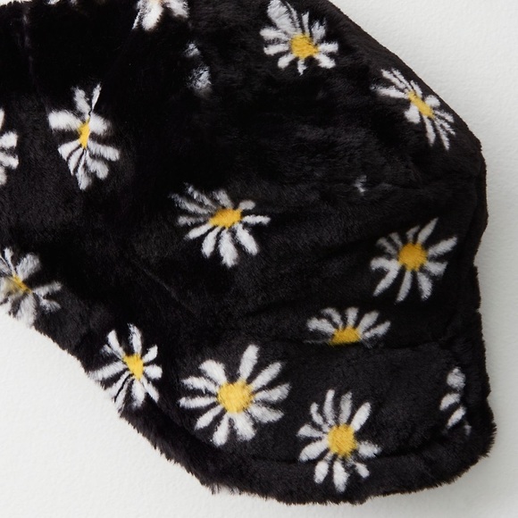 Free people lazy daisy plush set - Picture 5 of 8